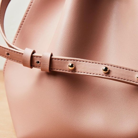 Kayla and Ava Dusty Rose Bucket Bag - Picture 3 of 7